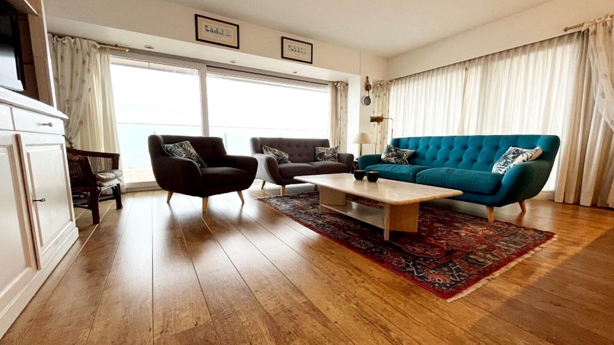 Wenduine Apartment | Apartment in Wenduine with Stunning Sea Views