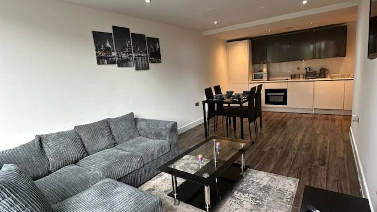 Gay Village Apartment | Apartment in West Midlands