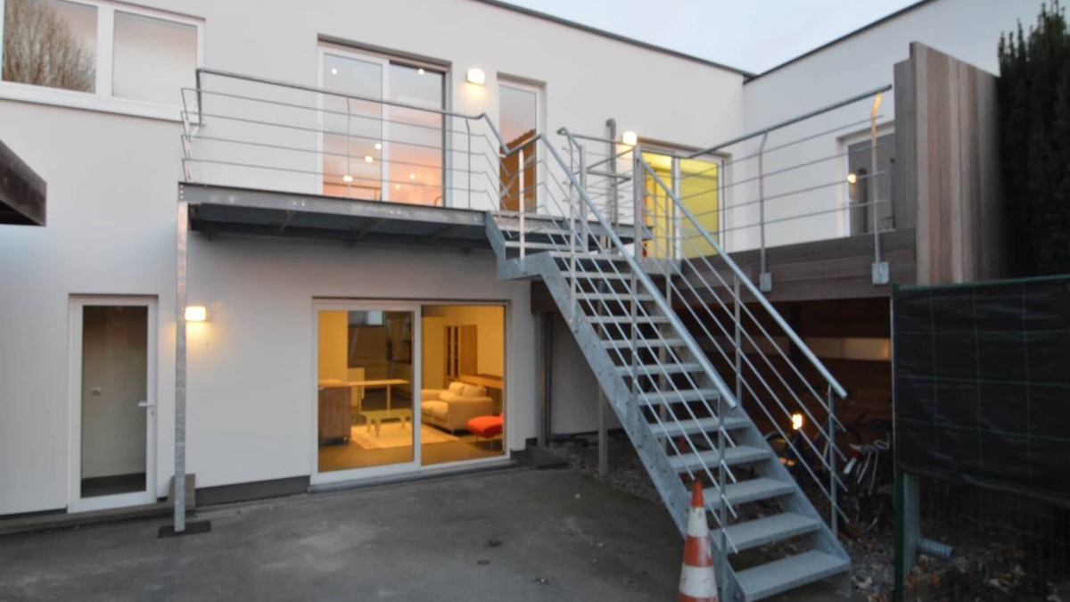 Godveerdegem Apartment | Apartment in Zottegem with Bubble Bath