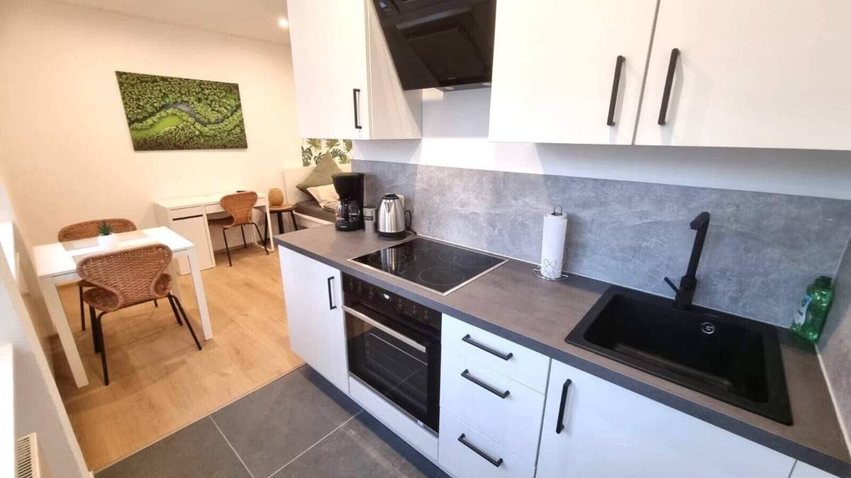 Passau Apartment | Apartment Inn - quiet, central, kitchen, parking lot available, newly renovated