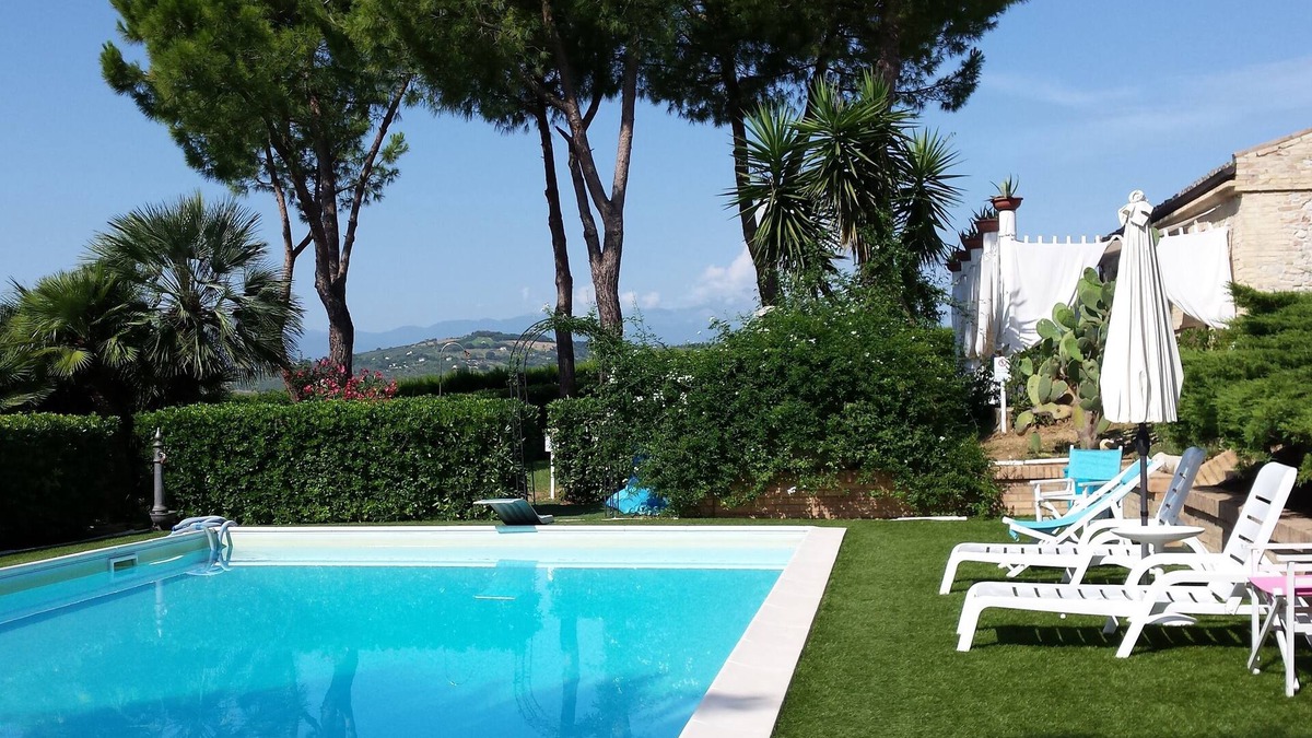 Citta Sant'Angelo Apartment | Apartment "Iris"