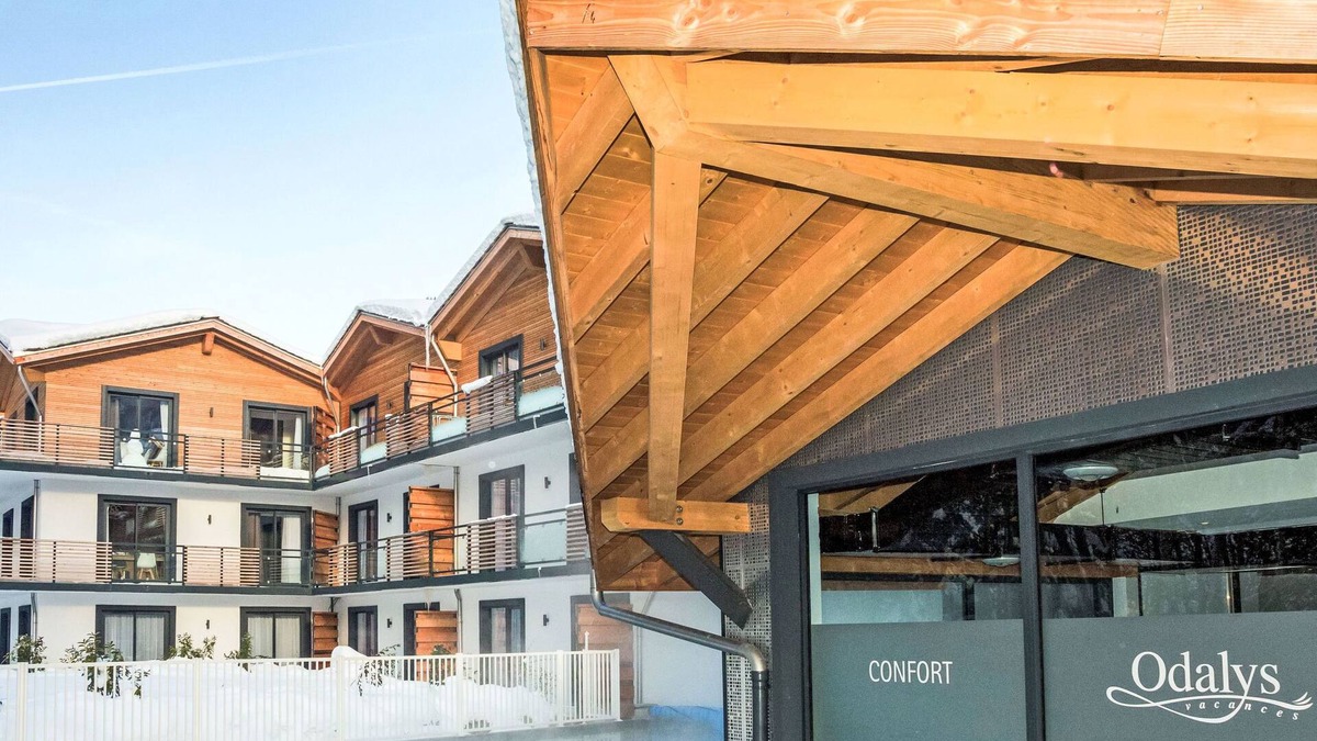 Les Tines Apartment | Apartment Isatis by Interhome