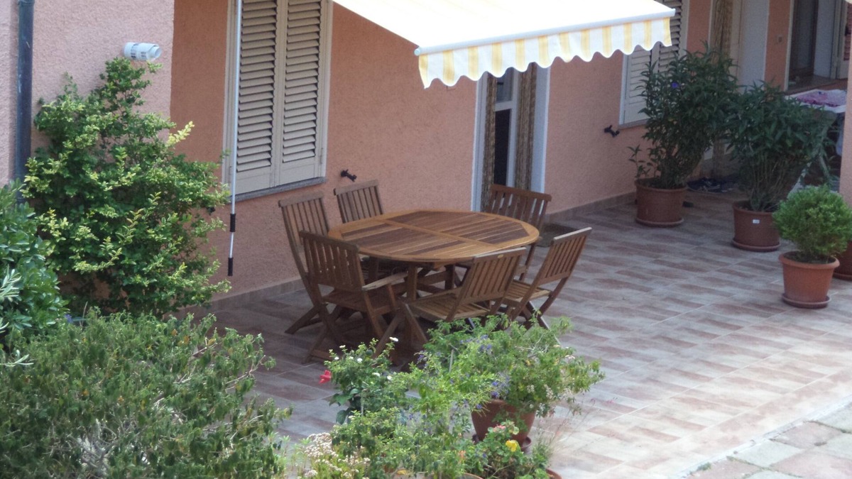Porto Pozzo Apartment | Apartment "Remo2" Mannoni Court