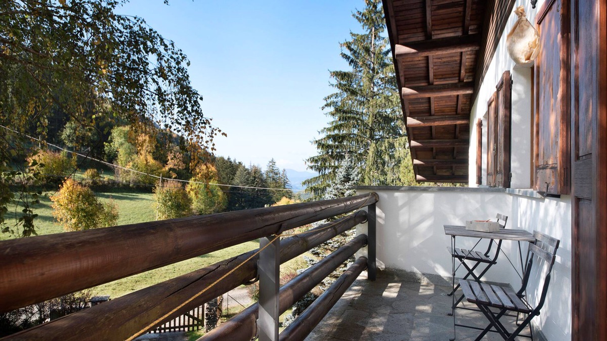 Santo Stefano dʼAveto Apartment | Apartment "Agriturismo La Casa sul Poggio - Monte Penna" with Terrace, Shared Pool
