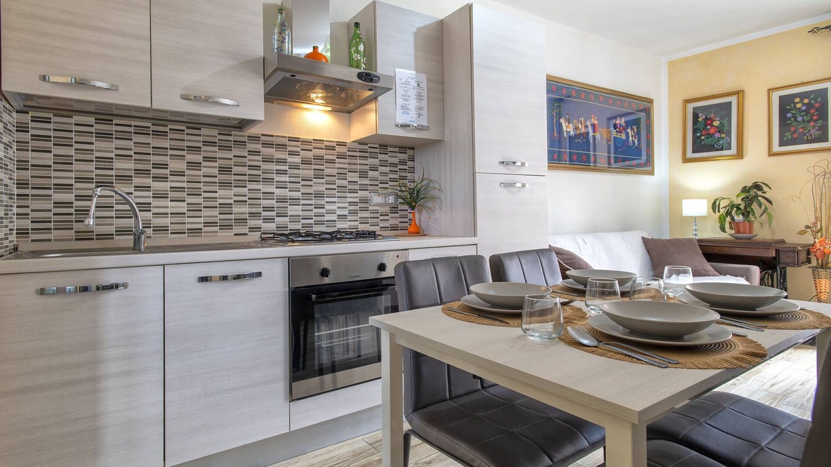 Villanova Monteleone Apartment | Apartment "Relax House and Fitness 8" with Balcony and Wi-Fi.