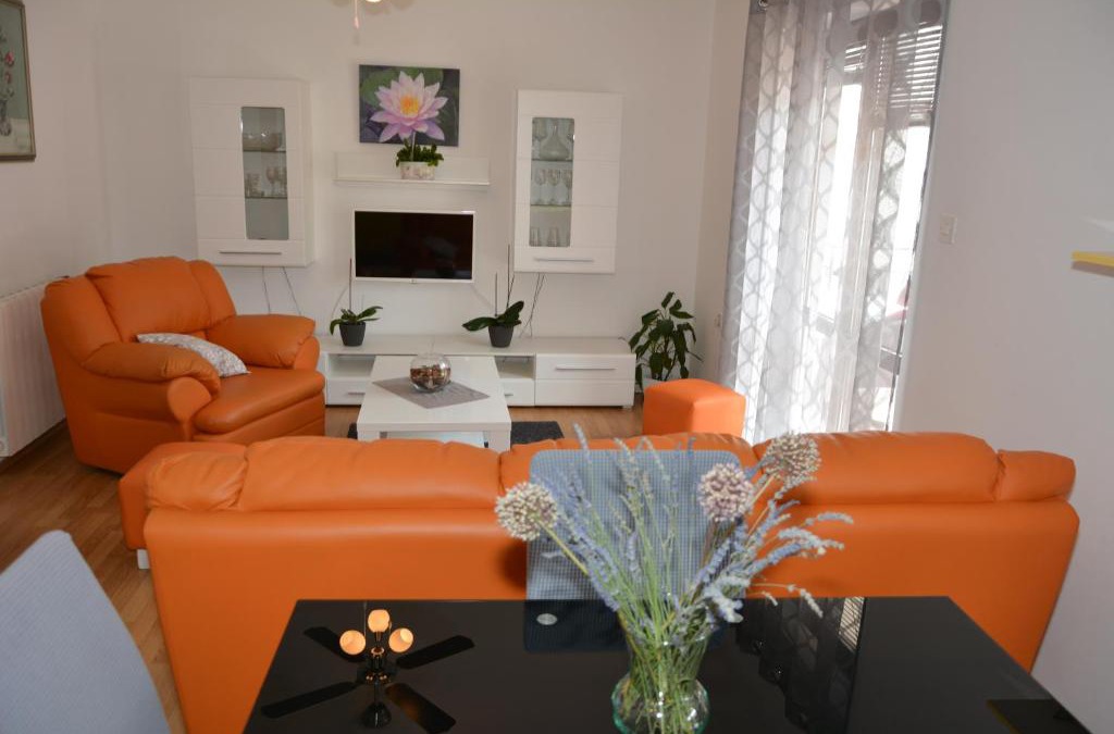 Veljun Primorski Apartment | Apartment Ivana