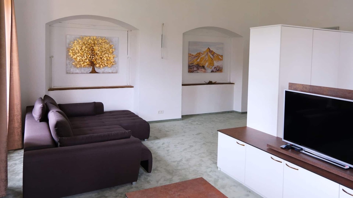 Aurolzmunster Apartment | Apartment Jasmin - Innviertler Versailles Boutique Apartments