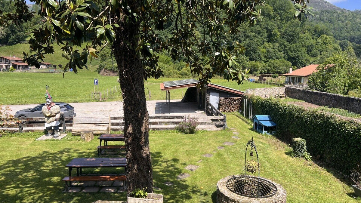 Ituren Apartment | Apartment 'Joalduna' with Mountain View, Wi-Fi and Air Conditioning