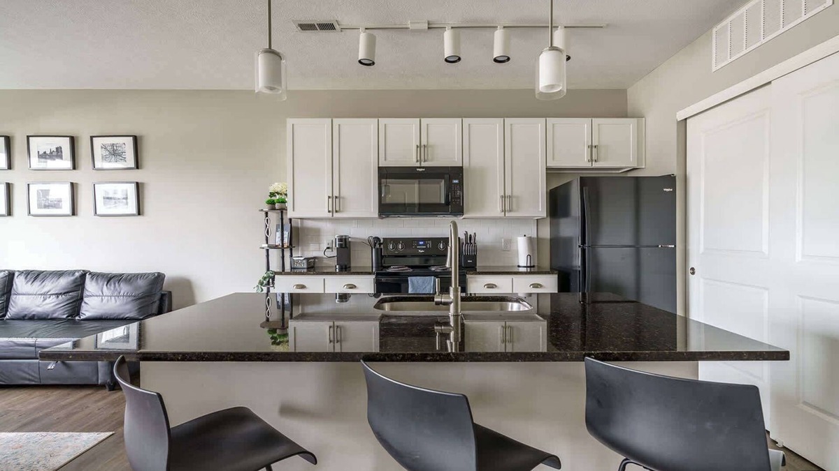 Downtown Columbus Apartment | Apartment Just Outside Downtown