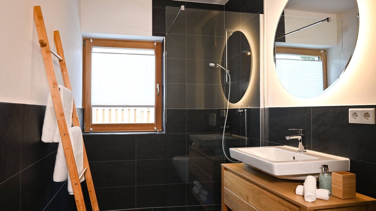 Bad Wiessee Condo | Apartment K13 - Holiday apartment on Lake Tegernsee