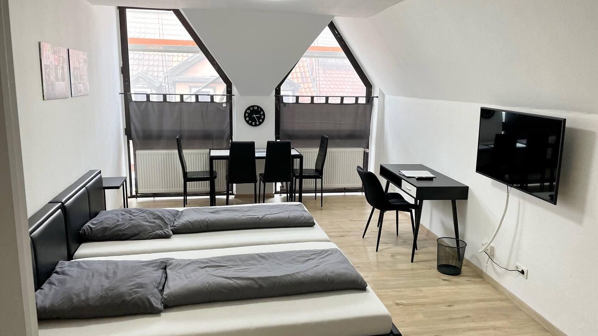 Coburg Apartment | Apartment "Khorsandi Zwei" in the city center of Coburg with Wi-Fi