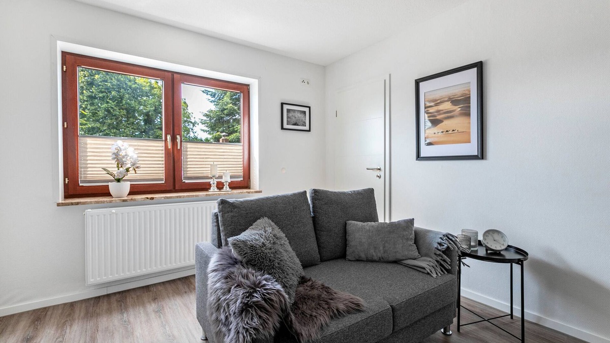 Weddingstedt Apartment | Apartment 'Koll' with Wi-Fi