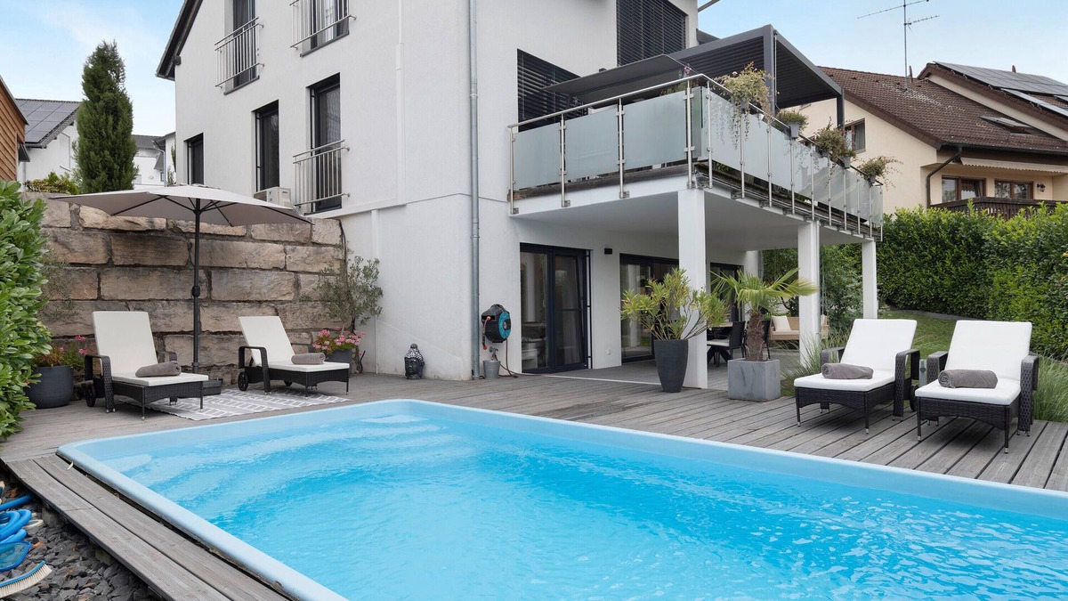 Schorndorf Apartment | Apartment 'Kosmaway' with Private Pool, Wi-Fi and Air Conditioning
