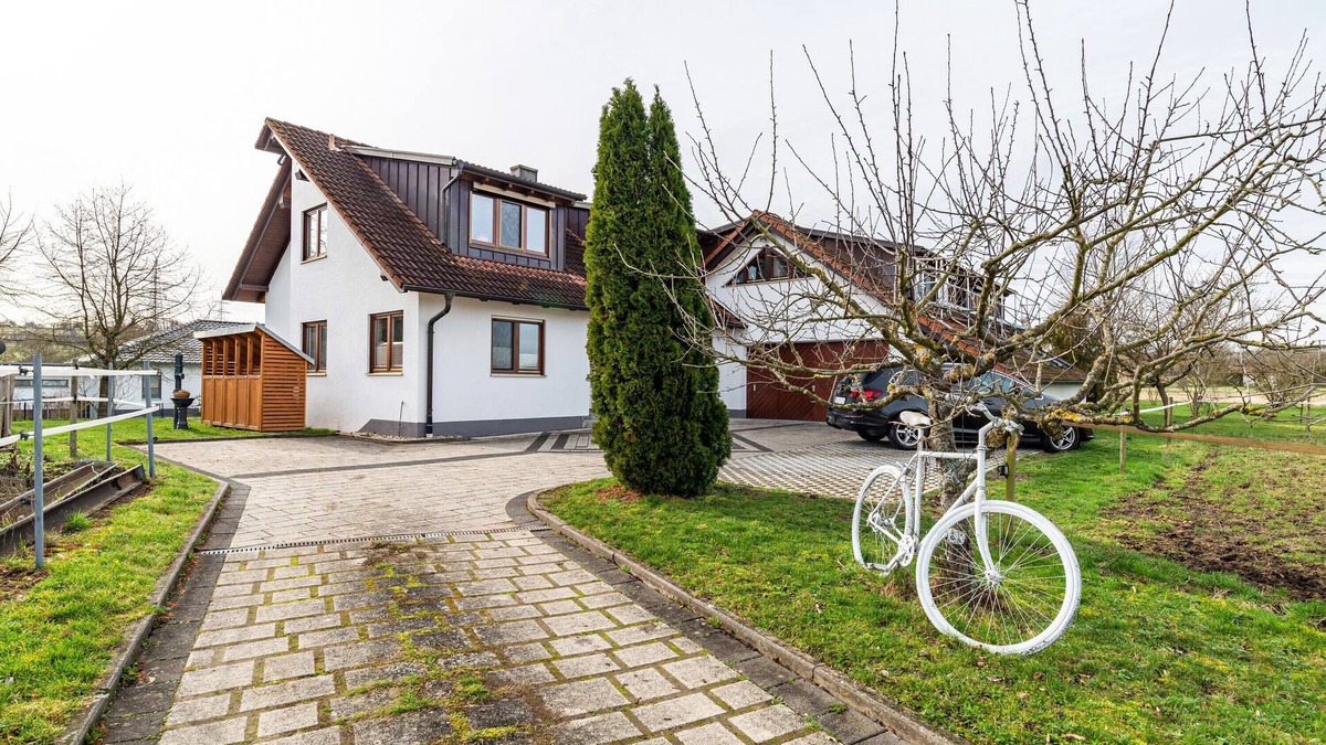 Oetisheim Apartment | Apartment 'Kräuterglück' with Shared Garden and Wi-Fi