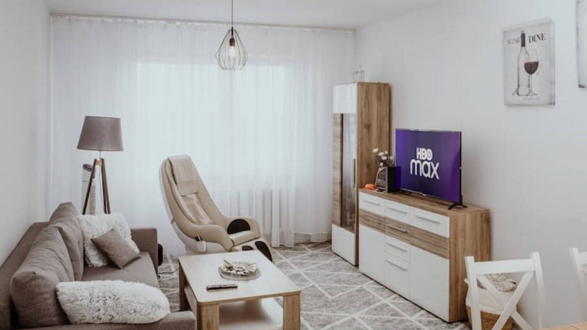 Sosnowiec Apartment | Apartment Kraju City Centre With Massage Chair