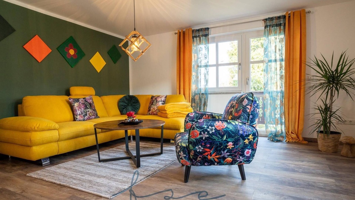 Arnetsried Apartment | Apartment Lilli on the 1st floor with garden and sun loungers