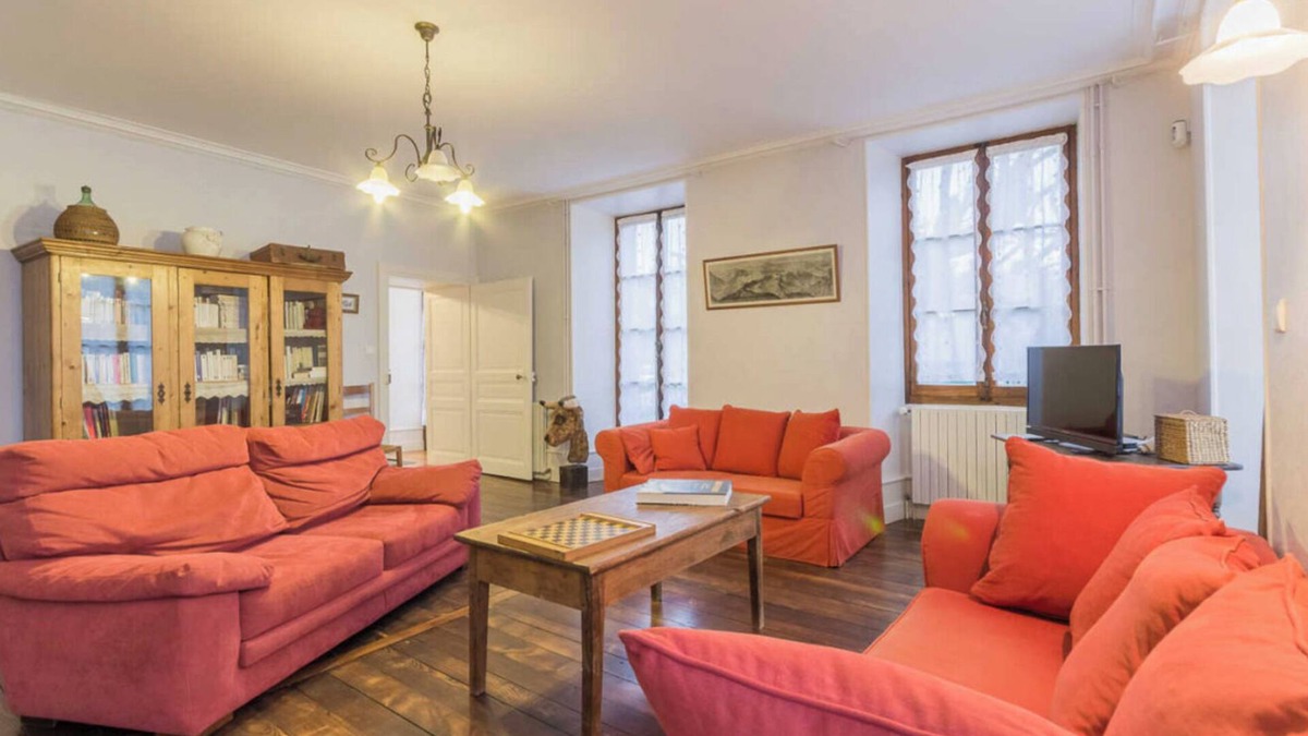 La Chapelle-Blanche Apartment | Apartment 'La Magnanerie' with Mountain View, Private Garden and Wi-Fi