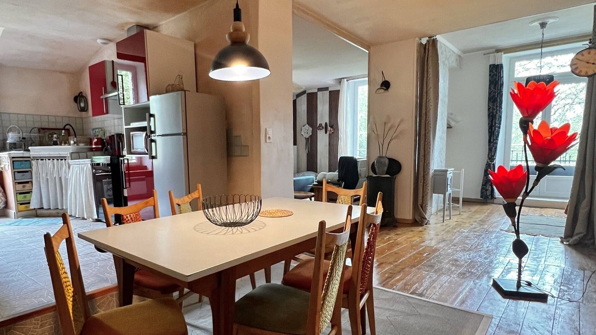 Foncine-le-Haut Apartment | Apartment "La 5ème Saison" nomad spirit - summer-winter resort of Foncine le Ht.