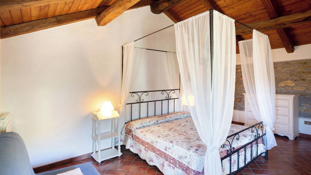 Siglioli Apartment | Apartment 'La Casa della nonna' with shared Pool, Garden and Wi-Fi