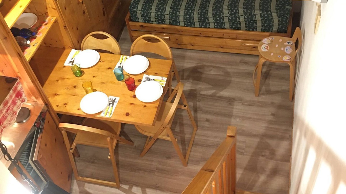 Gressan Apartment | Apartment 'La Casa di Marina' with mountain views and Wi-Fi