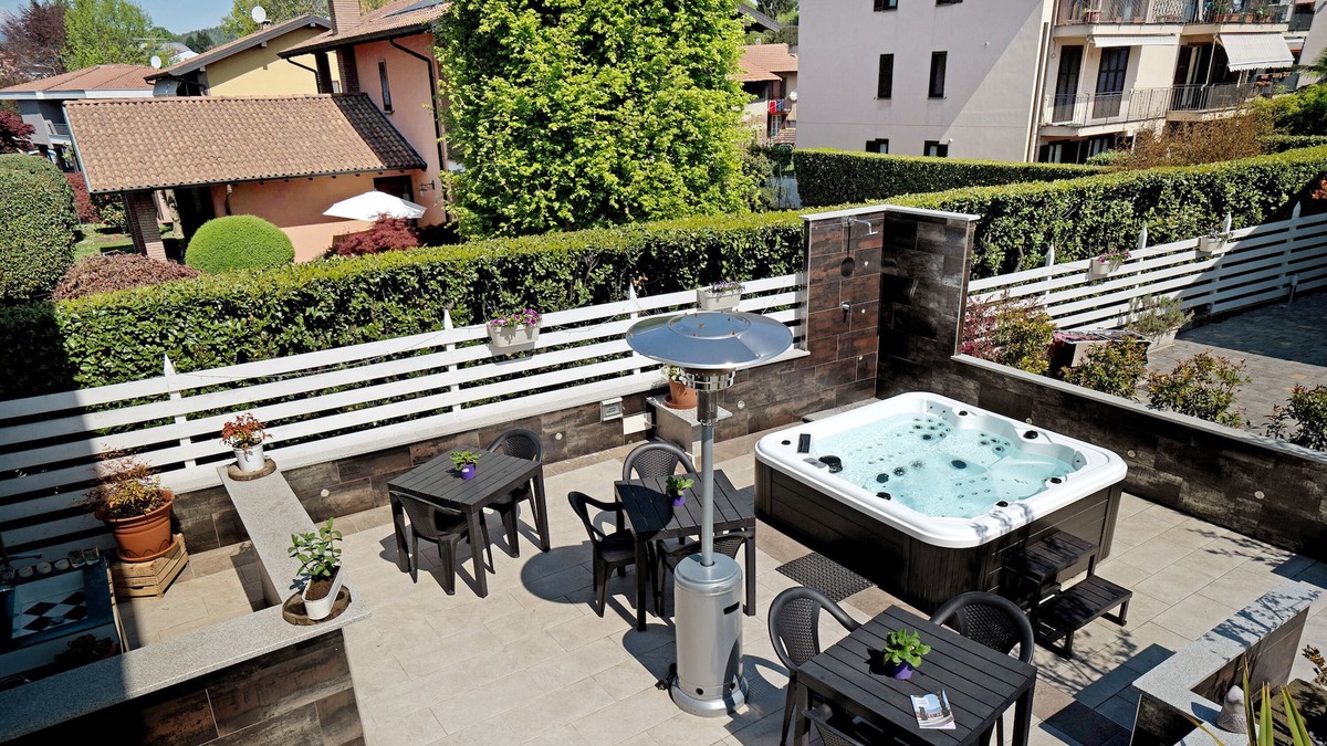 Sesto Calende Apartment | Apartment 'La Corta di Silvia 2' with outdoor area and Wi-Fi