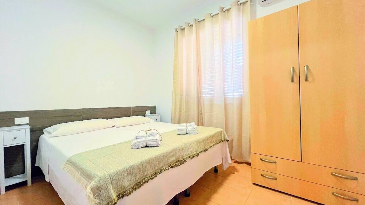 Montincello Apartment | Apartment 'La Mignola - Quadri 6' with Private Terrace, Wi-Fi and Air Conditioning