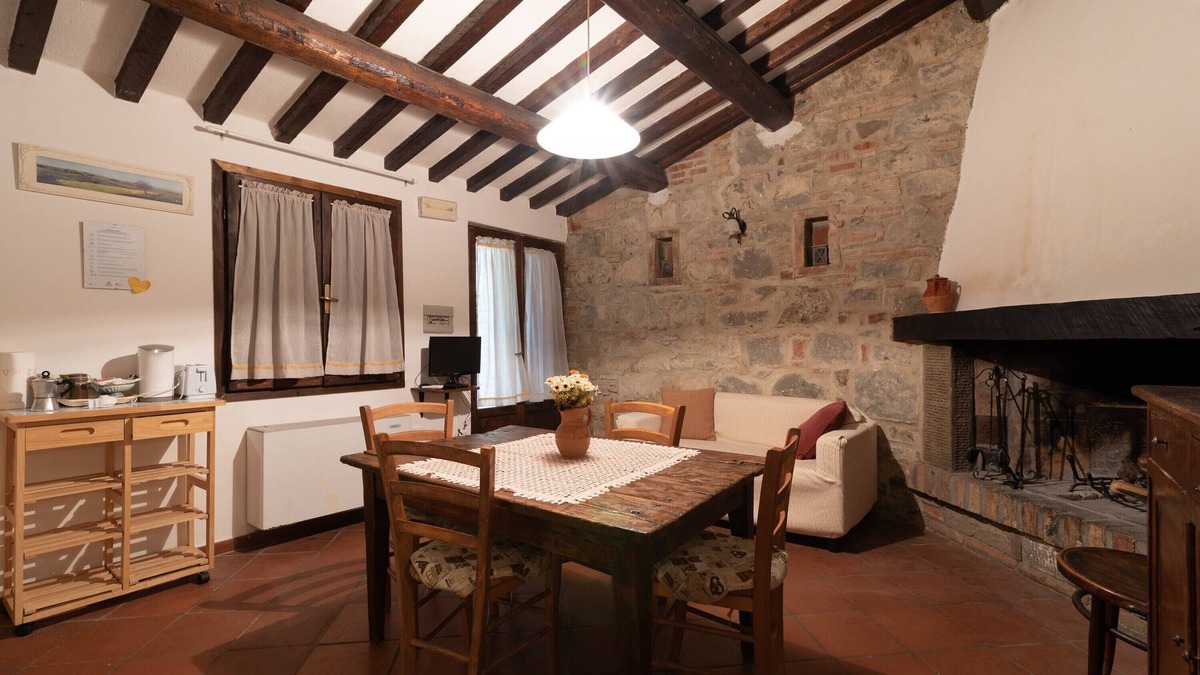 Ferretto House | Apartment "La Vecchia Fornace Casa Bianca" with Shared Pool & Wi-Fi