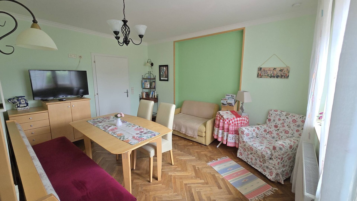 Klopein am Klopeiner See Apartment | Apartment 'Landhaus Noreia' with Mountain View, Shared Terrace and Wi-Fi