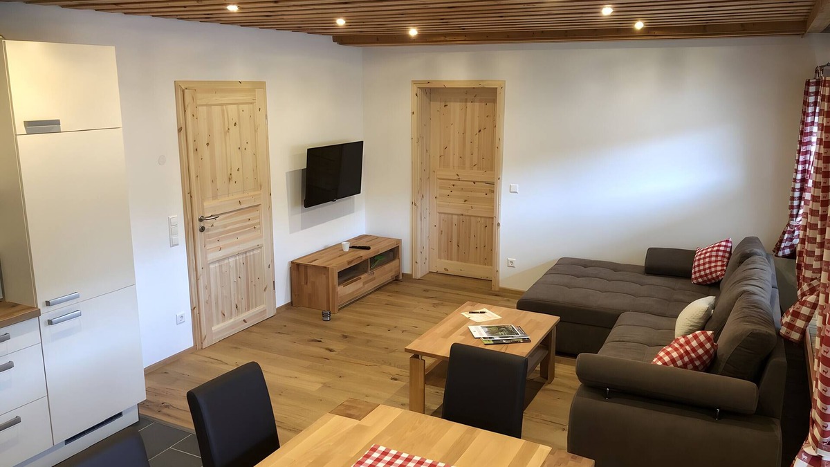Enzklosterle Apartment | Apartment 'Lappach' with Garden and Wi-Fi