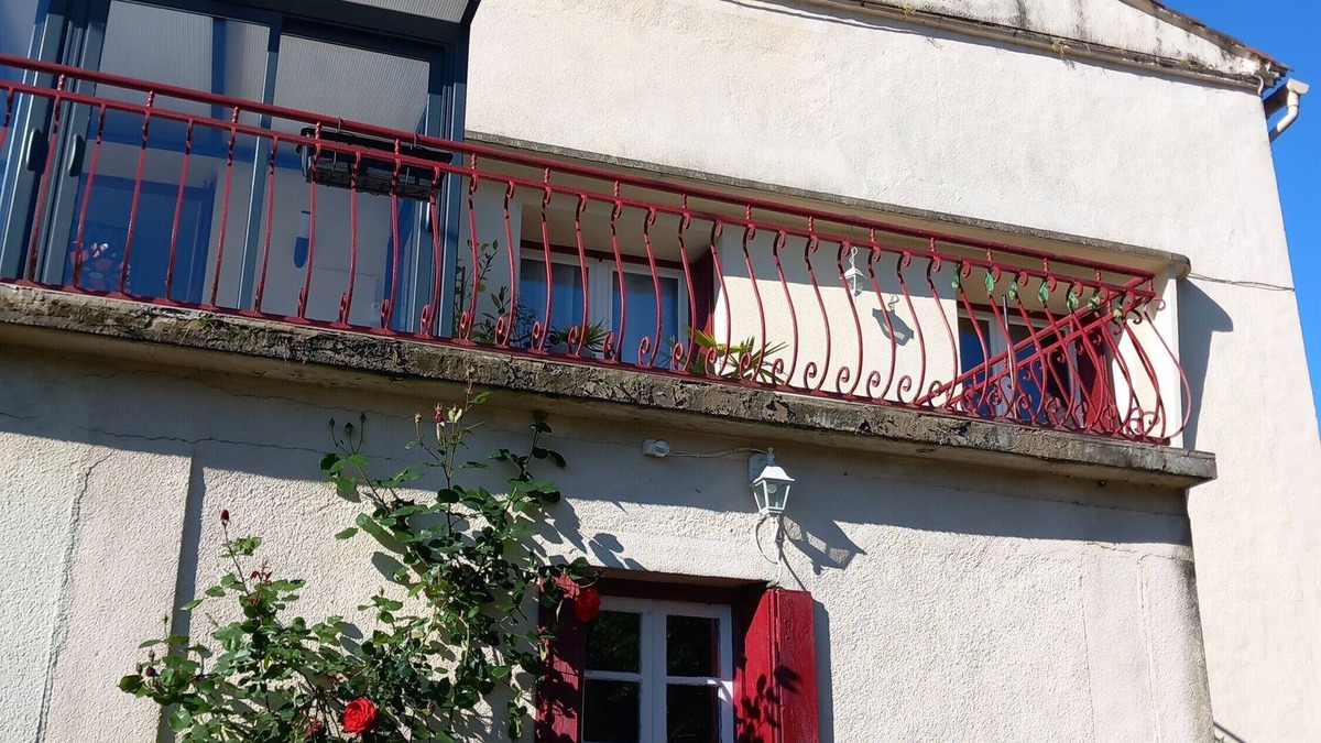 Le Vigan Apartment | Apartment 'Le Vigan' with Shared Garden and Wi-Fi