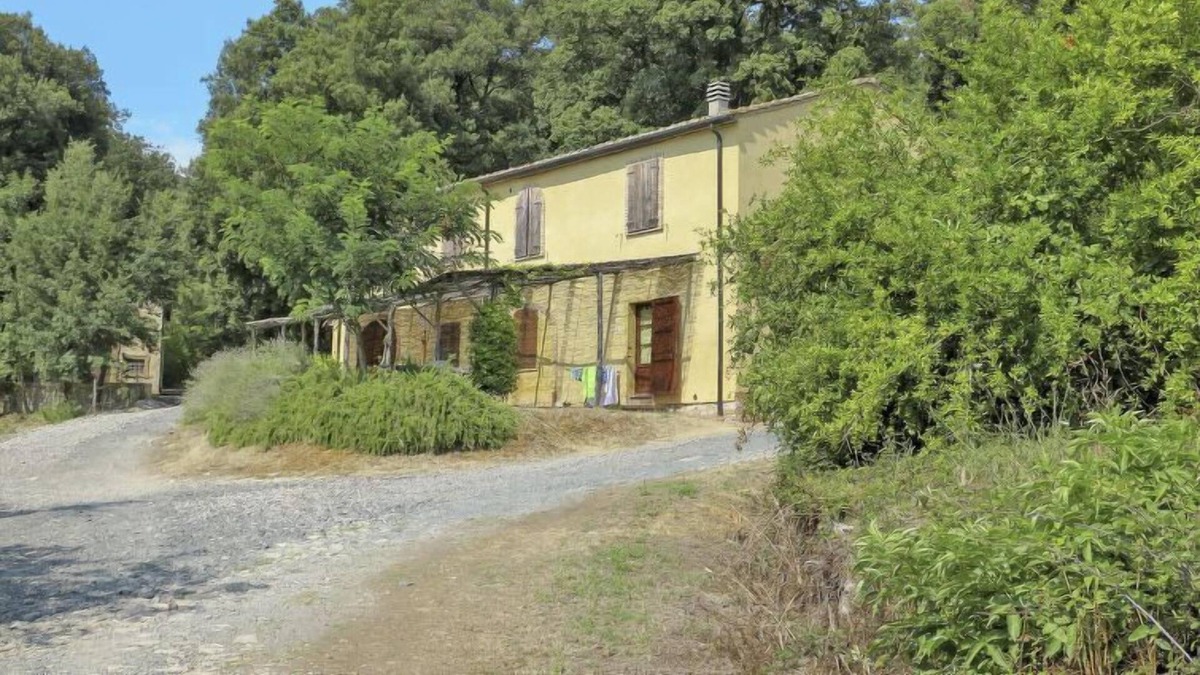 Pomarance Apartment | Apartment Leccio in Canneto - 4 persons, 2 bedrooms