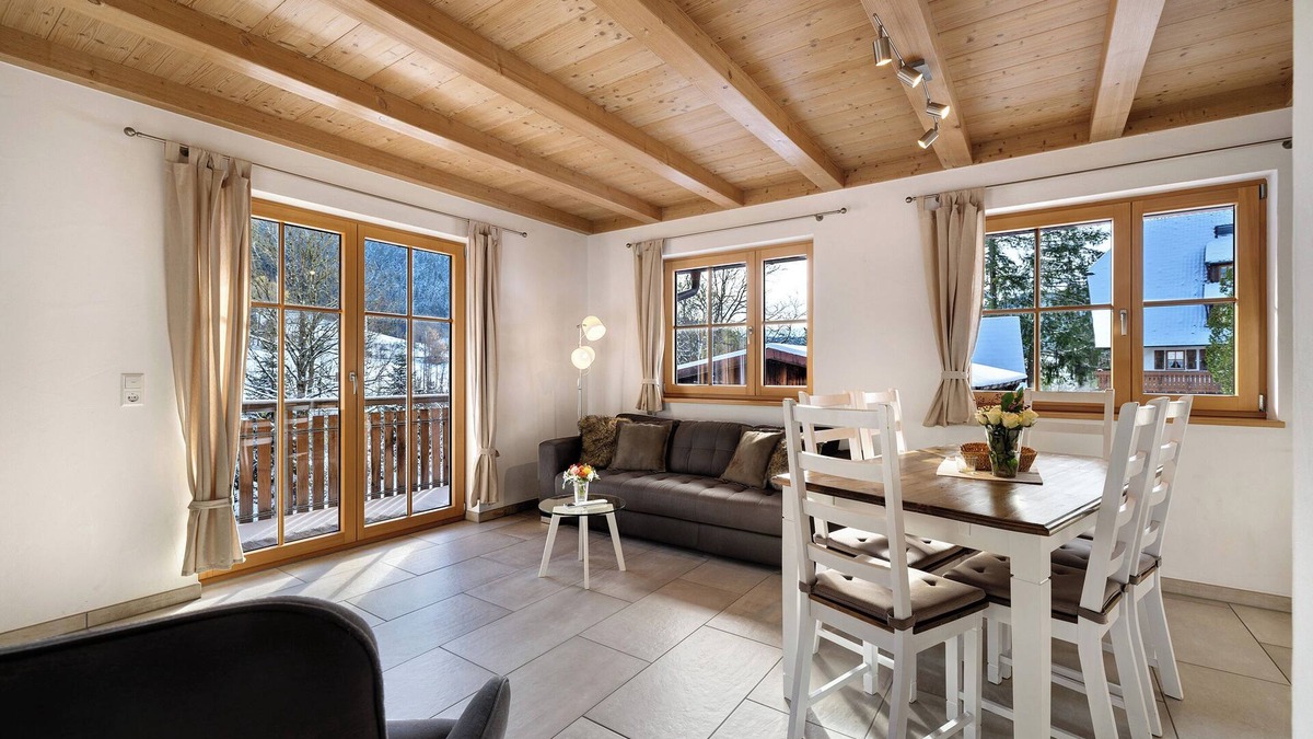 Ehlenbogen Apartment | Apartment 'Leibgeding' with Mountain View, Shared Terrace and Wi-Fi