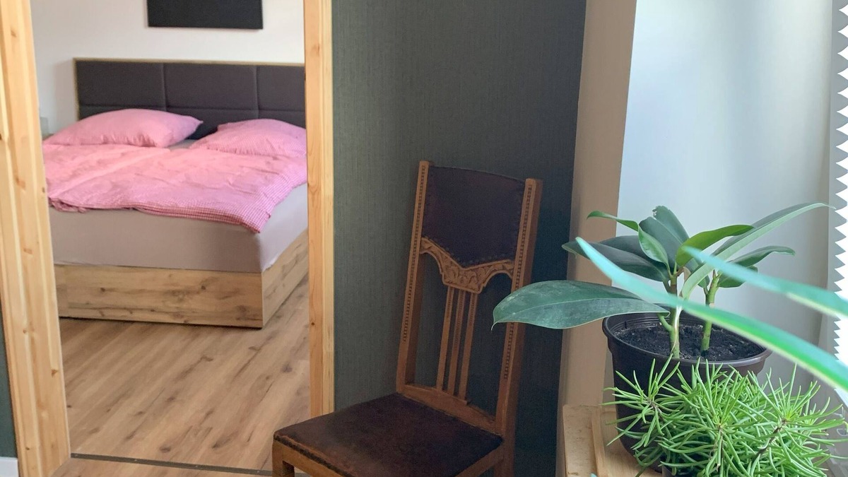 Osnabrueck Apartment | Apartment Leonard, Stilvoll - neu Sanierte Altbauwohnung "en Vogue"