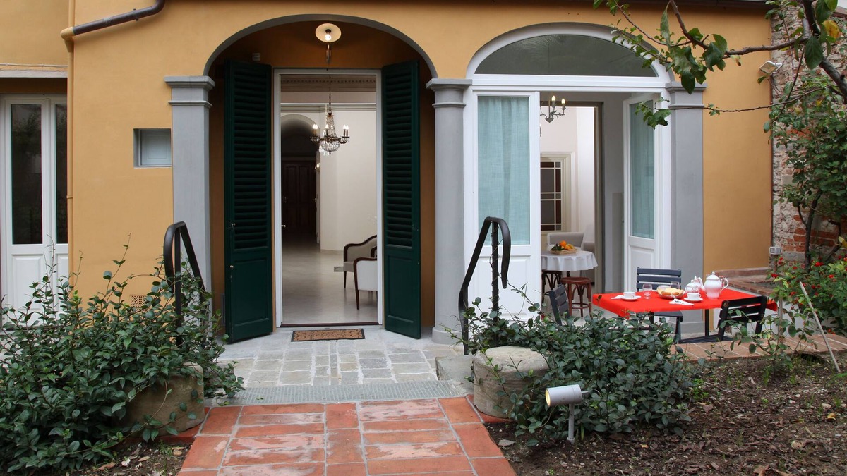 San Lorenzo Apartment | Apartment "Leonardo' - The garden in the heart of Florence