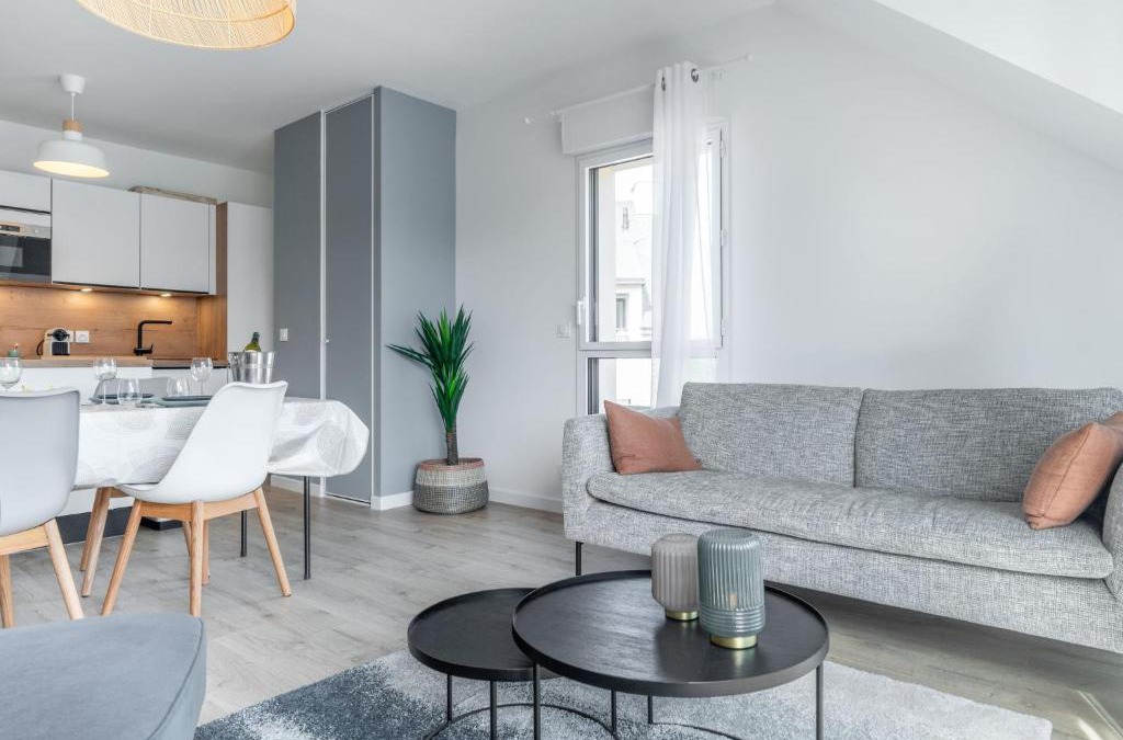 Carnac Apartment | Apartment Les Villas du Men Du-1 by Interhome