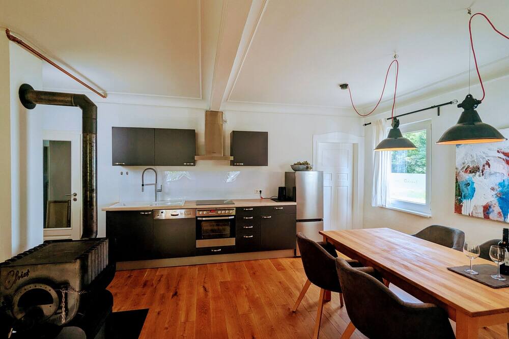 Lichtenstein Apartment | Apartment 'Lichtenstein' with Mountain View, Private Terrace and Wi-Fi