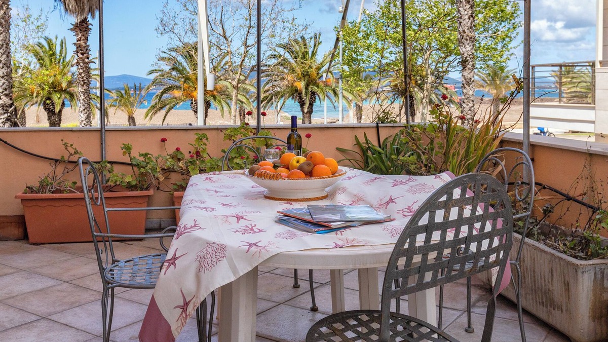 Pivarada Apartment | Apartment "Lilla" with Sea View, Private Terrace & Wi-Fi