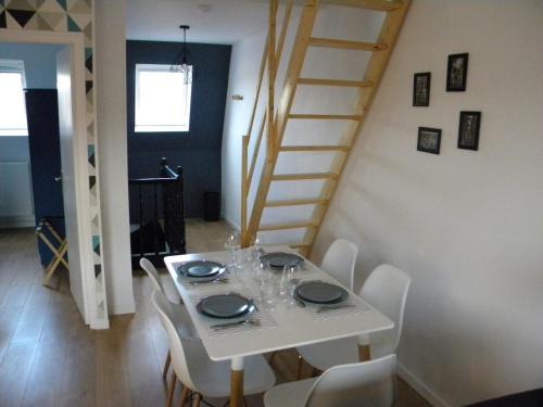Fives Apartment | Apartment Lille - Proche métro - Stationnement gratuit