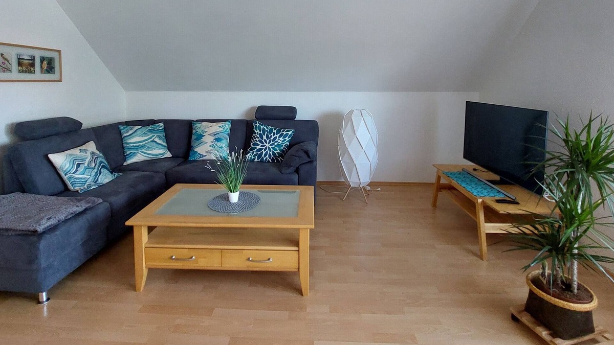 Detmold Apartment | Apartment 'Lipperland' with Balcony and Wi-Fi