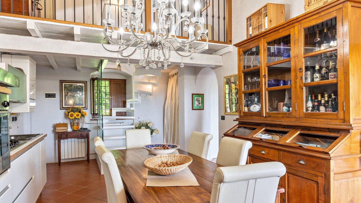 Cola Apartment | Apartment "Lobram Castel" with Lake View, Shared Pool & Wi-Fi