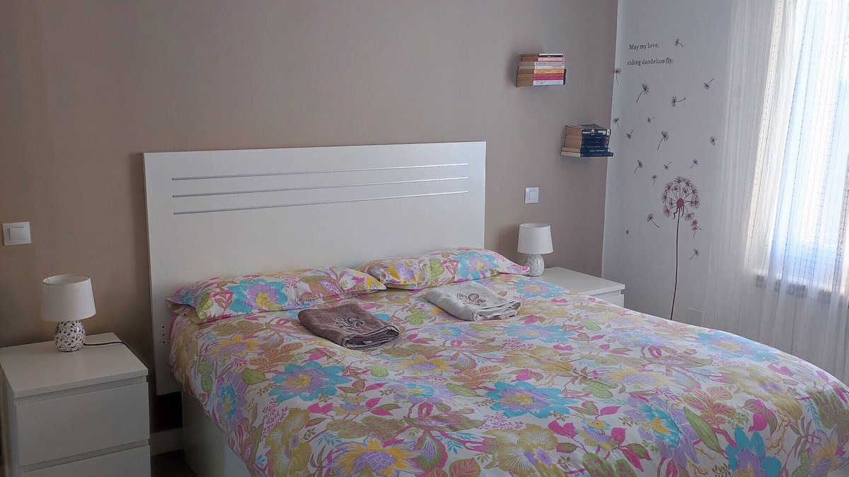 Burgos Apartment | Apartment 'Loló Vut' with Wi-Fi