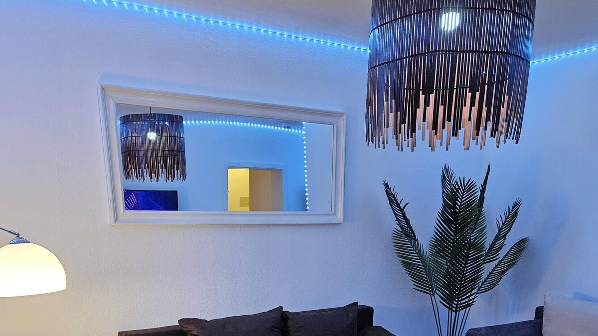 Misburg - Nord Apartment | Apartment 'Luckys Home' with Balcony and Wi-Fi
