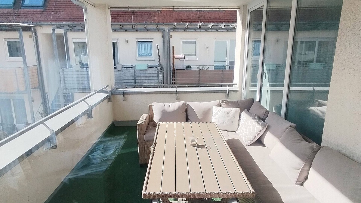 Backnang Apartment | Apartment 'Luxury Lounge 150' with Balcony and Wi-Fi