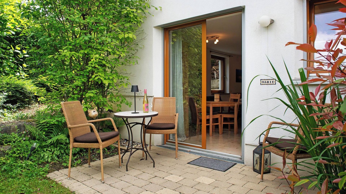 Bodman-Ludwigshafen Apartment | Apartment 'Marie' with Private Terrace and Wi-Fi