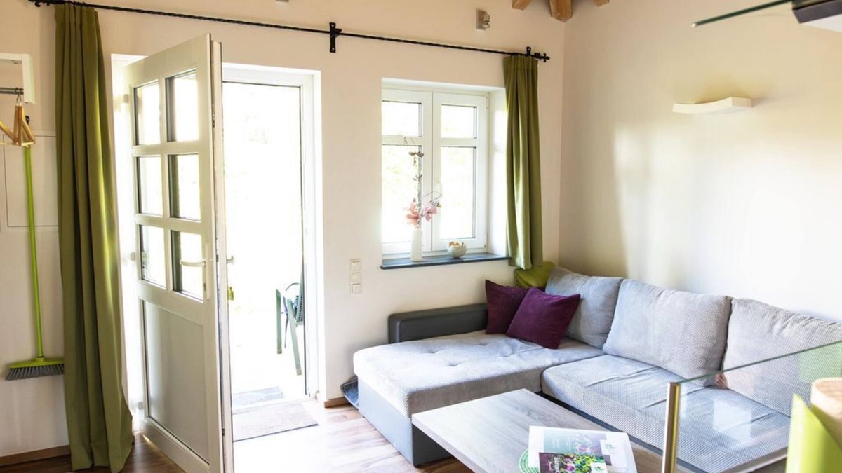 Kindenheim Apartment | Apartment "Magnolia" - "Living in the garden of the senses"