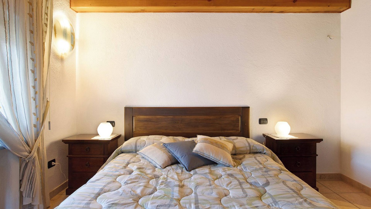 Nus Apartment | Apartment 'Manu - Blavy Nus' with Mountain View, Private Terrace and Wi-Fi