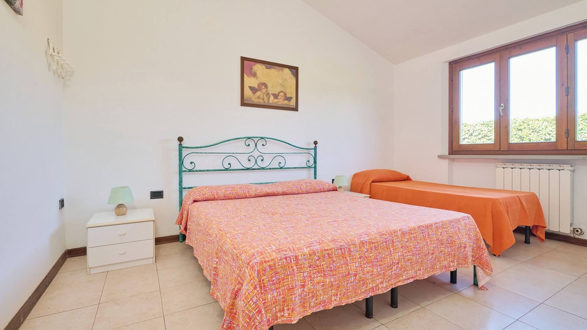 Piombino Apartment | Apartment "Mare Etrusco Villetta D1" with Private Garden & Wi-Fi