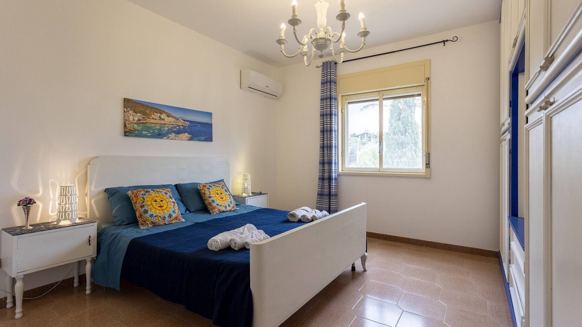 Contrada Fiori Sud Apartment | Apartment 'Mare & Relax' close to the Sea with Terrace & Wi-Fi