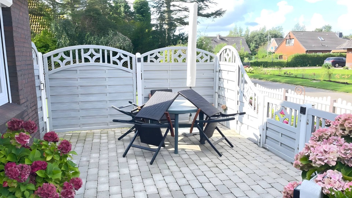 Suden Apartment | Apartment 'Meisennest' with Private Terrace, Shared Garden and Wi-Fi