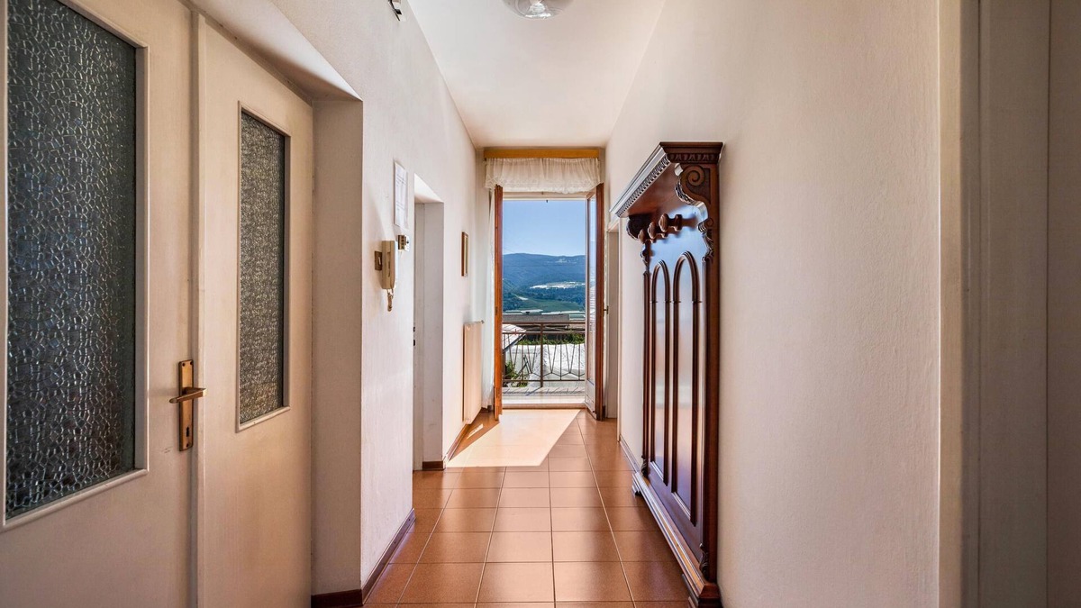 Tassullo Apartment | Apartment 'Melax' with Mountain View, Private Garden and Balcony
